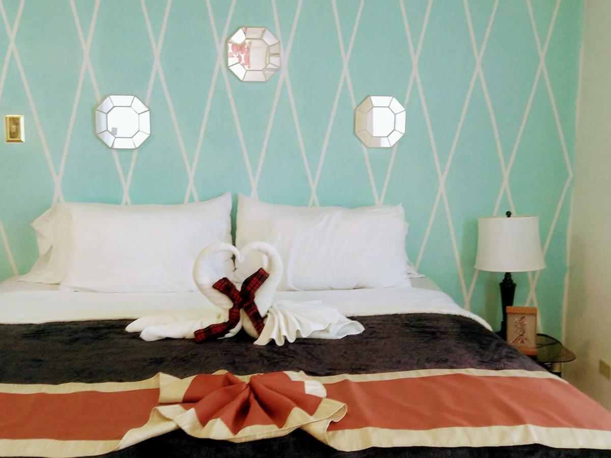 The Red Hut Inn Белиз-Сити Экстерьер фото